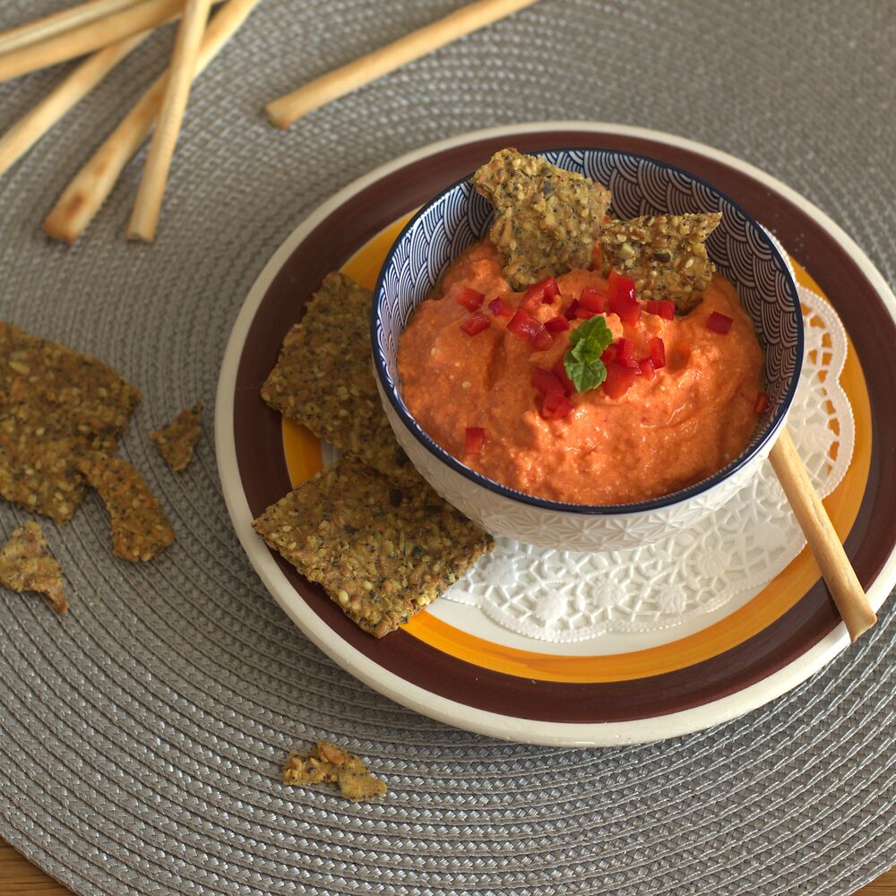 Mehr Informationen zum Thema: Saaten&shy;cracker mit Paprika&shy;dip